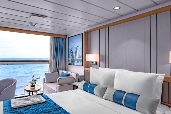 Category_E_French_Balcony_Suite_1