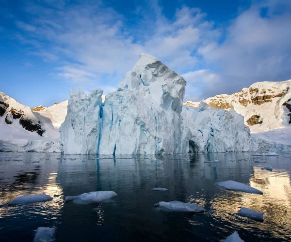 visit-antarctica-petzval-glacier-hero